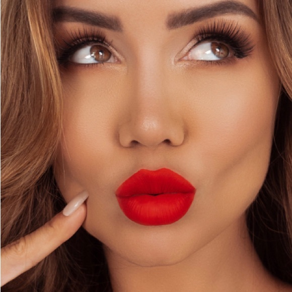 Pia x Mellow Liquid Lip Paint - Mykonos .1 fl NIB - Picture 3 of 4